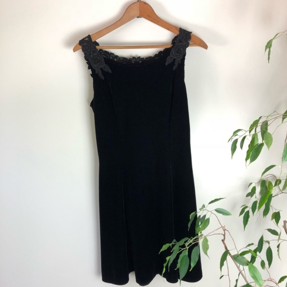 Scott McClintock Vintage Petite Velvet Dress